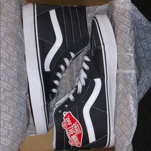 SK8 Hi Canvas Asphalt size 10 US MEN’s